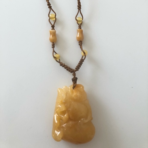Jade Stone Necklace for prosperity - Picture 6 of 9